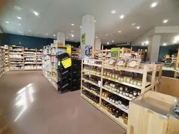 40-biocoop-marseille-castellane-magasin-bio-local-confiserie.webp