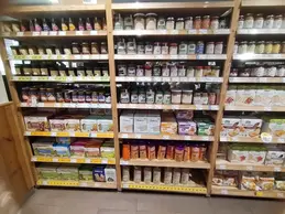 40-biocoop-marseille-castellane-magasin-bio-prix-engage-epicerie-condiment-sans-gluten.webp